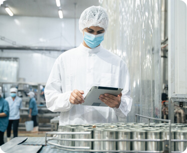 Imagen de persona aplicando control de calidad